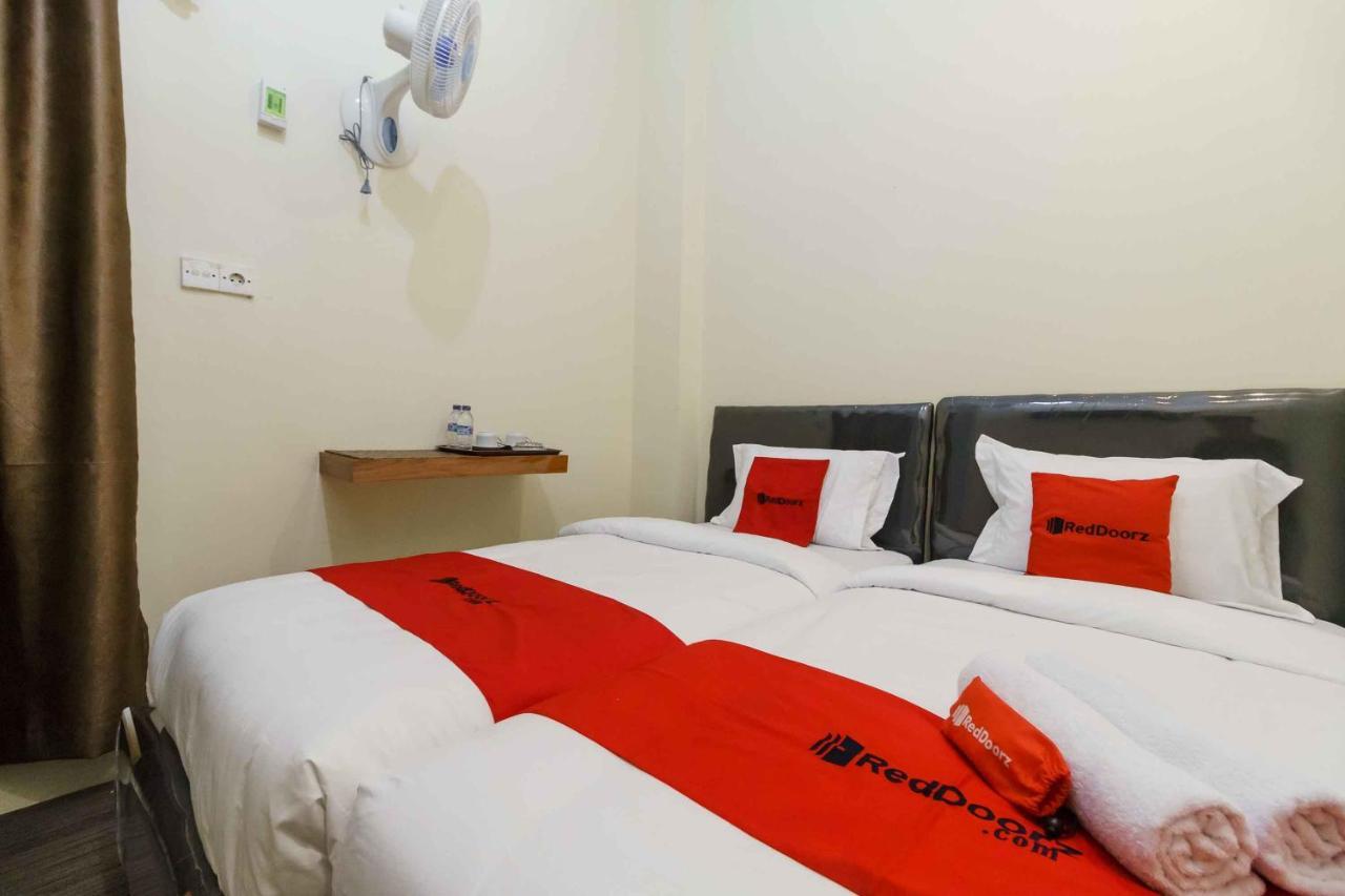 Reddoorz Syariah Near Lubang Jepang Bukittinggi酒店 外观 照片