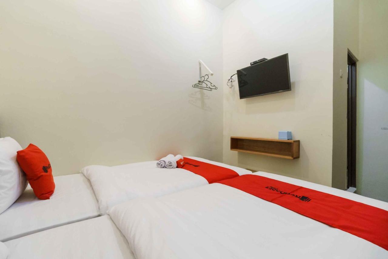 Reddoorz Syariah Near Lubang Jepang Bukittinggi酒店 外观 照片